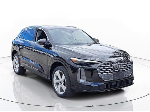 2025 Audi Q5 Premium Plus TFSI quattro S tronic