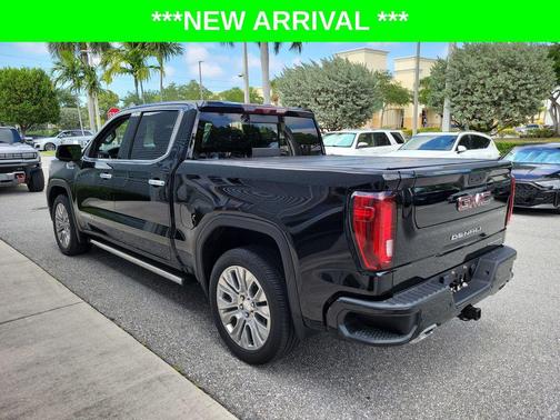 Onyx Black 2022 GMC Sierra 1500 Denali