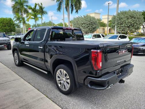 Onyx Black 2022 GMC Sierra 1500 Denali