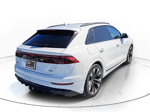 2026 Audi Q8 55 Premium Plus