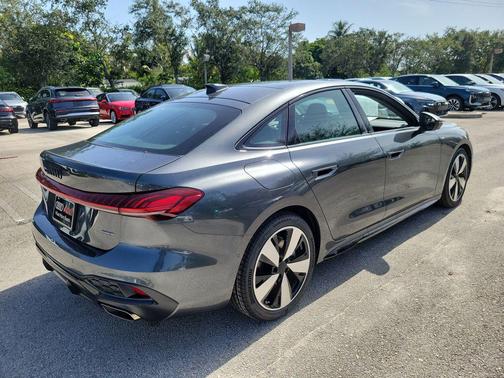 Daytona Gray Pearl Effect 2026 Audi A5 Premium Plus TFSI quattro S tronic