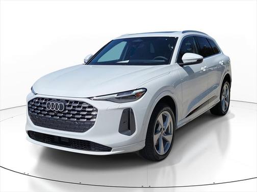 2025 Audi Q5 Premium Plus