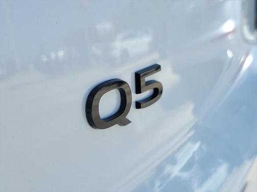 2025 Audi Q5 Premium Plus