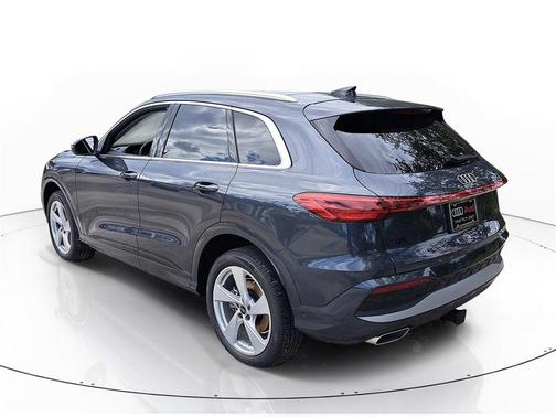 2025 Audi Q5 Premium Plus TFSI quattro S tronic