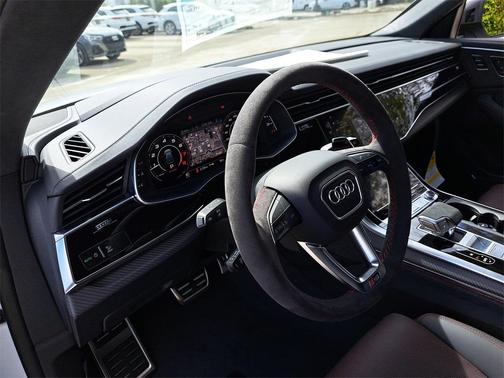 2026 Audi RS Q8 4.0T