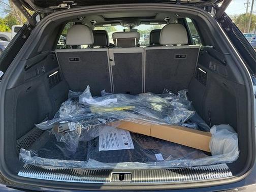 2025 Audi SQ5 3.0T Premium Plus