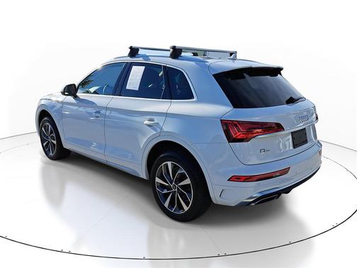 2024 Audi Q5 45 S line Premium