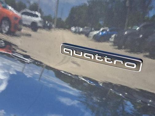 2025 Audi Q5 Premium