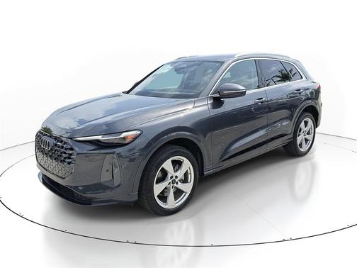 2025 Audi Q5 Premium Plus