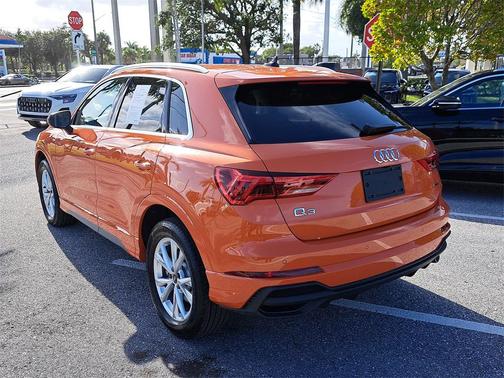 2025 Audi Q3 45 S line Premium Plus