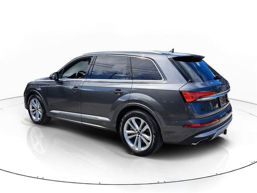 2026 Audi Q7 55 Premium Plus