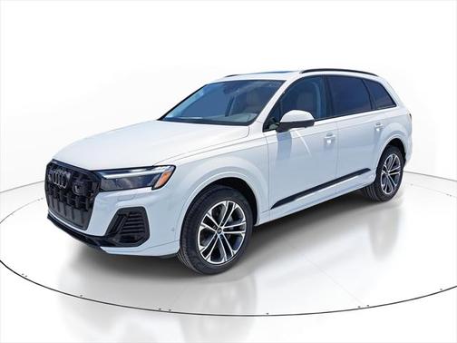 2025 Audi Q7 45 Premium