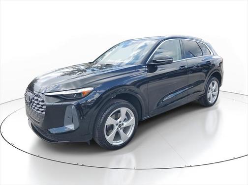 2025 Audi Q5 Premium Plus
