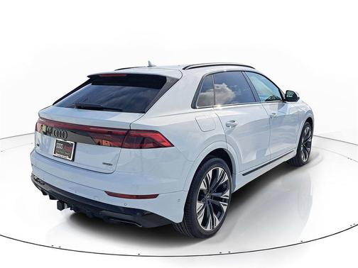 2026 Audi Q8 55 Premium Plus