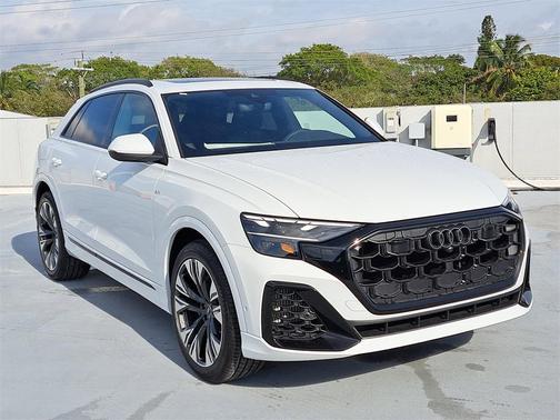 2026 Audi Q8 55 Premium Plus