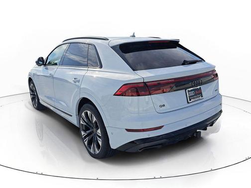 2026 Audi Q8 55 Premium Plus