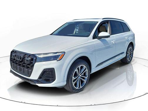 2026 Audi Q7 45 Premium
