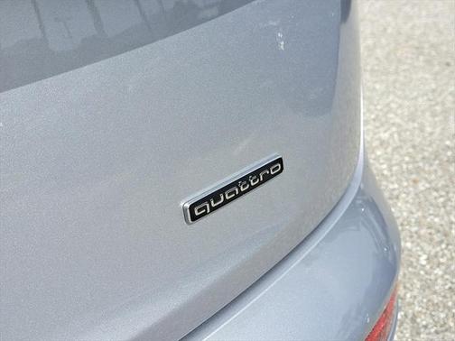 2023 Audi Q5 40 Premium Plus