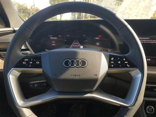 2025 Audi Q5 Premium TFSI quattro S tronic