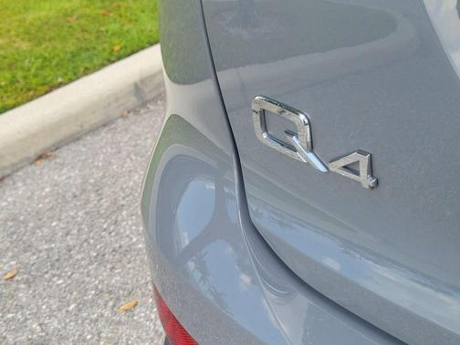 Pebble Gray 2024 Audi Q4 e-tron Premium Plus 40 RWD