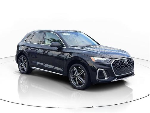 2021 Audi Q5 Premium Plus 55 TFSI e quattro S tronic