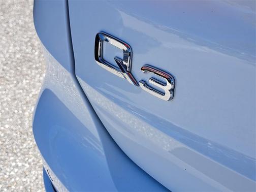 2021 Audi Q3 45 S line Premium