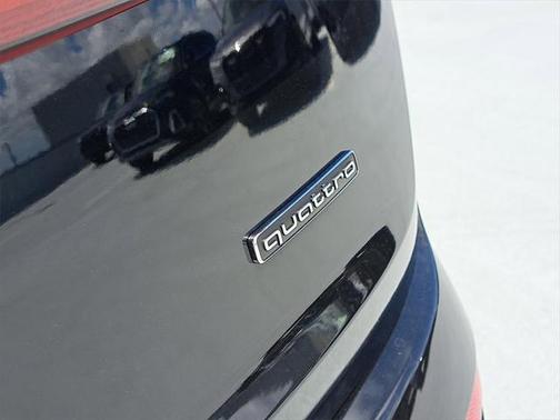 2025 Audi Q7 55 Prestige