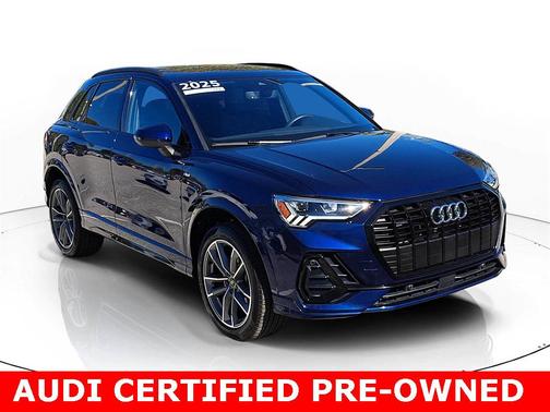2025 Audi Q3 Premium 45 TFSI S line quattro Tiptronic