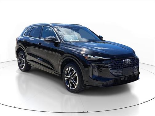 2025 Audi Q5 Premium