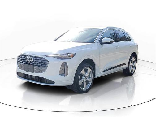 2025 Audi Q5 Premium Plus TFSI quattro S tronic