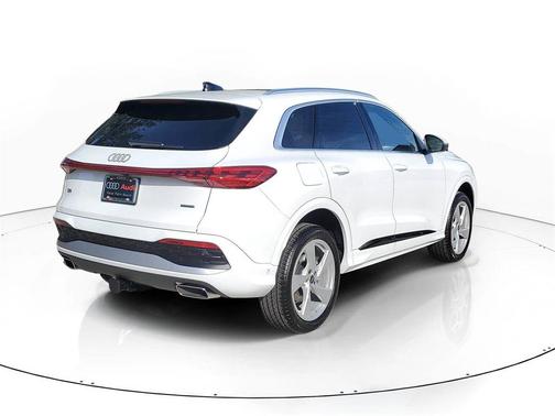 2025 Audi Q5 Premium Plus TFSI quattro S tronic