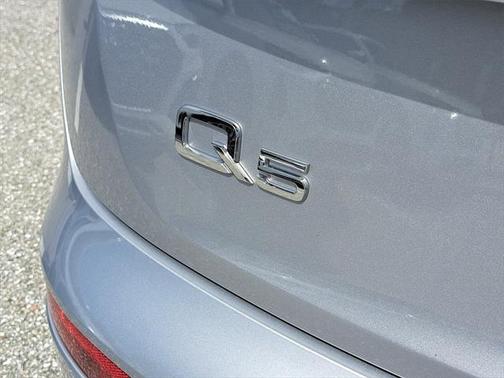 2024 Audi Q5 45 S line Premium Plus