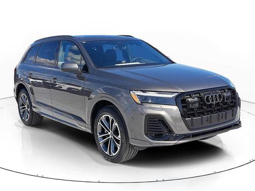 2026 Audi Q7 45 Premium