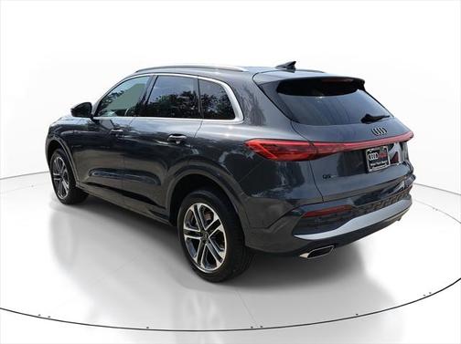 2025 Audi Q5 Premium