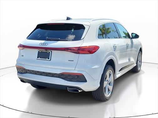 2025 Audi Q5 Premium Plus