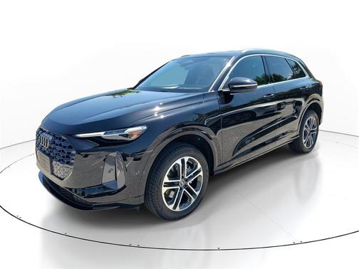2025 Audi Q5 Premium Plus