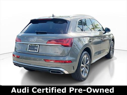 2023 Audi Q5 45 S line Premium Plus