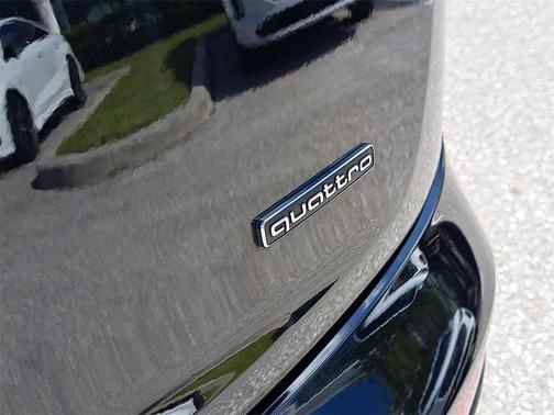 2023 Audi Q5 45 S line Prestige