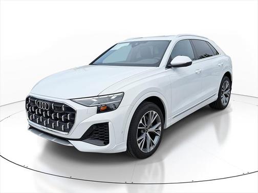 2025 Audi Q8 55 Premium