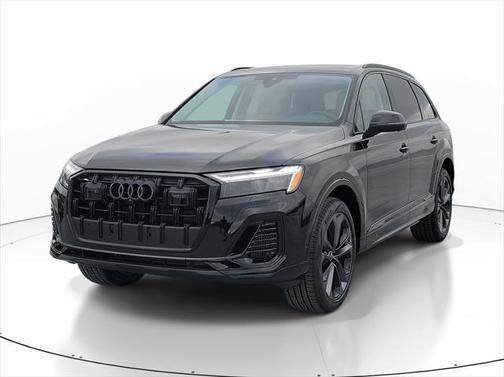 2025 Audi Q7 55 Premium Plus