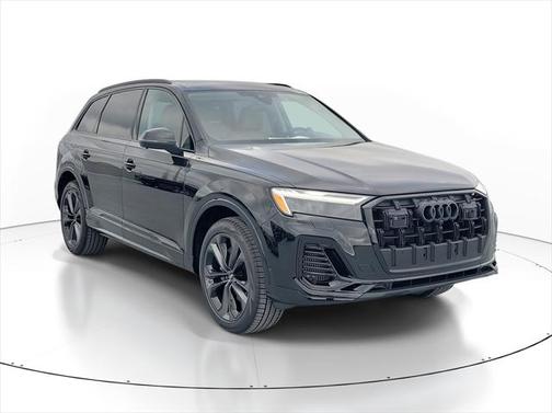 2025 Audi Q7 55 Premium Plus