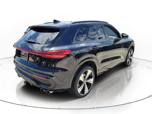 Mythos Black Metallic 2026 Audi SQ5 3.0T Premium Plus