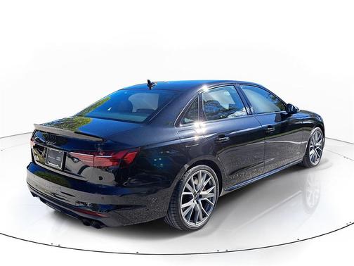 2024 Audi S4 Premium Plus TFSI quattro Tiptronic
