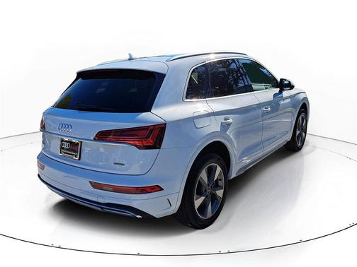 2023 Audi Q5 40 Premium
