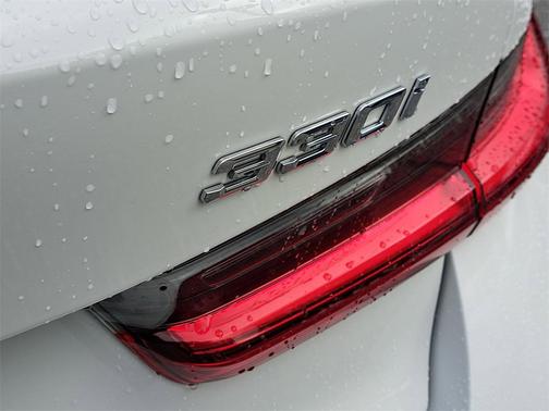 2024 BMW 330 330i