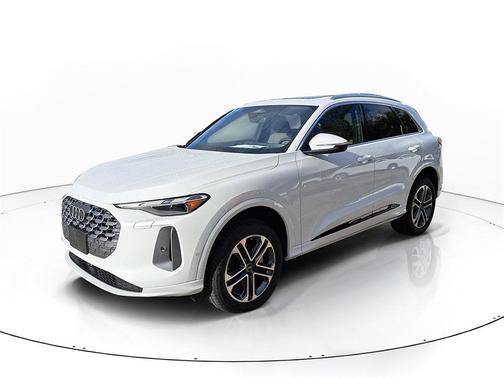 2025 Audi Q5 Premium
