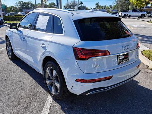 2023 Audi Q5 40 Premium
