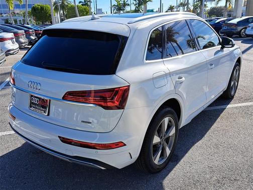 2023 Audi Q5 40 Premium
