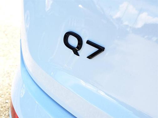 2026 Audi Q7 55 Premium Plus