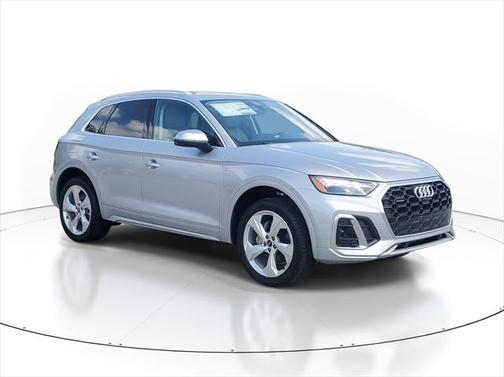 2025 Audi Q5 45 S line Premium Plus